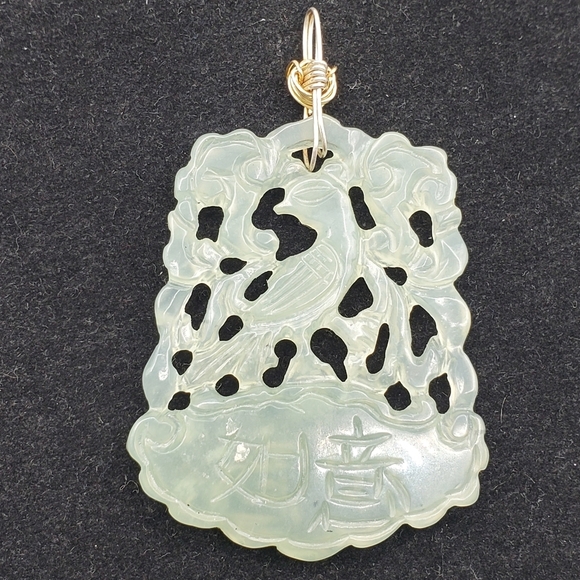 Jade Pendant - Picture 2 of 3